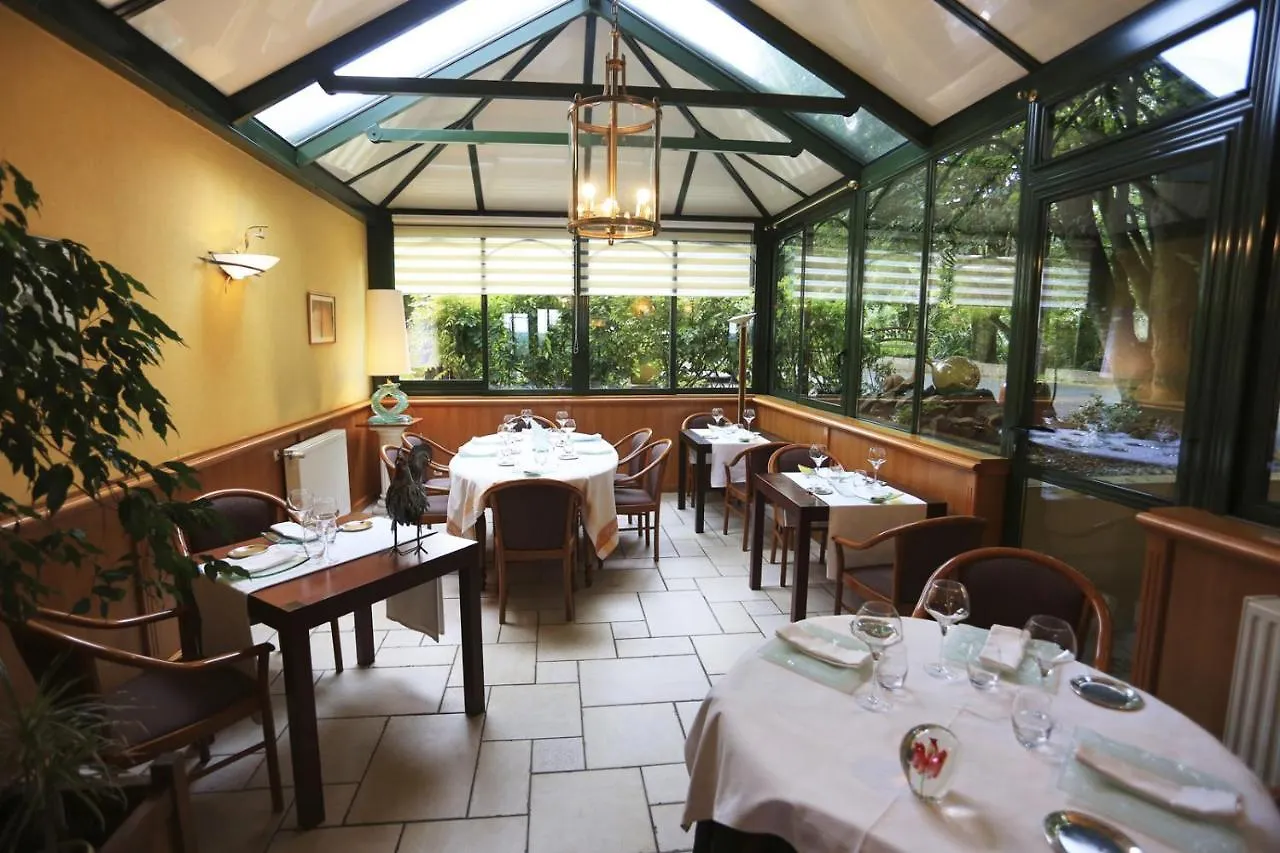 Le Clos Champel Hotel Restaurant Logis Cesson-Sévigné 3*,